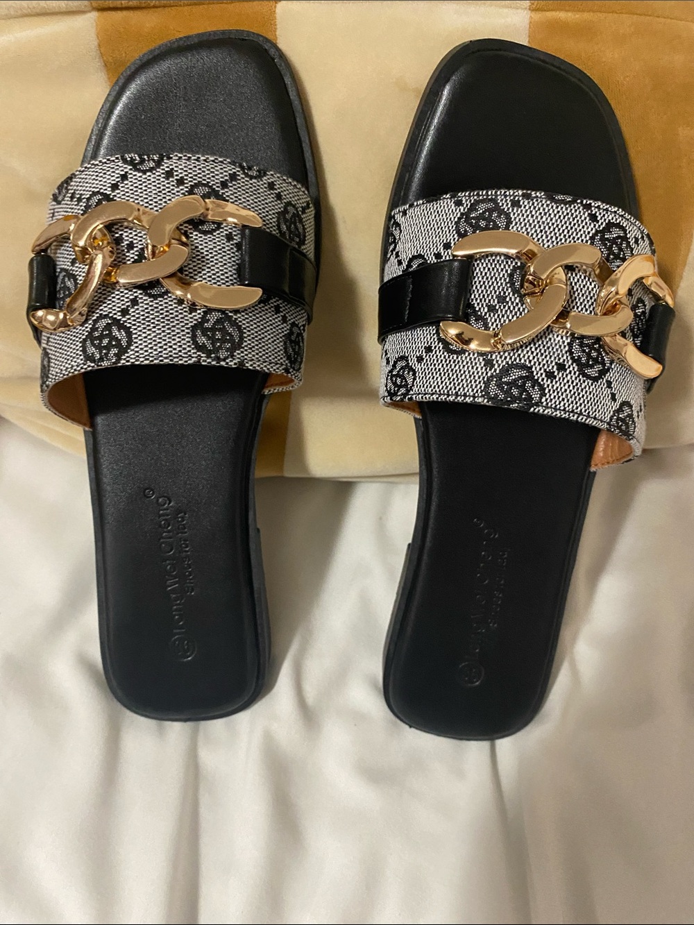 Black and White Slide Sandals with Gold Chain Accent